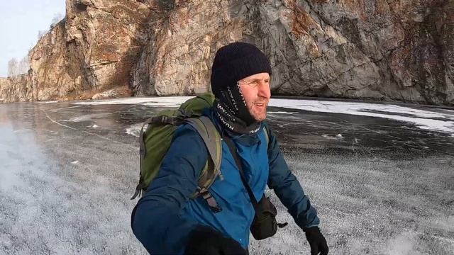 ПВД на коньках по льду реки смотреть онлайн