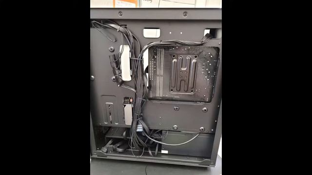 Obsidian PC Build смотреть онлайн