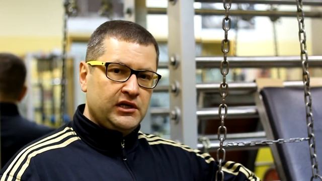 Часть 4. Тренировка груди (Уникальное оборудование клуба Мускул. Цикл сюжетов) смотреть онлайн