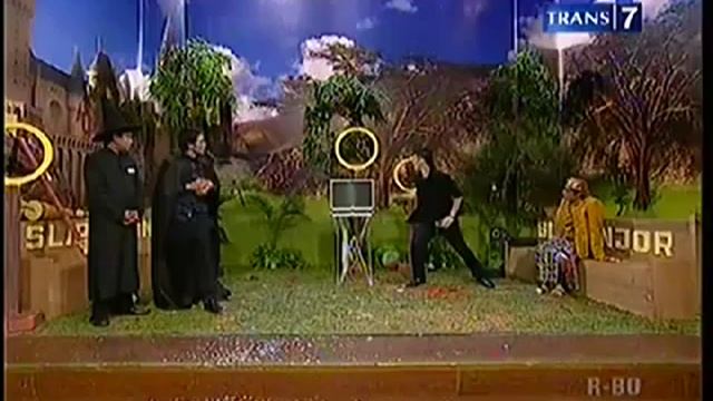 Opera Van Java Terbaru (OVJ) 2 Januari 2013 eps. Heri Suporter bag. 5 смотреть онлайн