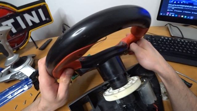 Фатальная разборка Logitech Wingman.