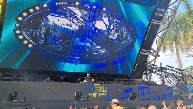 SANDER VAN DOORN ULTRA MUSIC FESTIVAL MIAMI 2022 8K смотреть онлайн