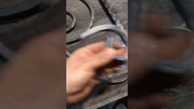 Кованый Козырек над входной дверью. Сборка.