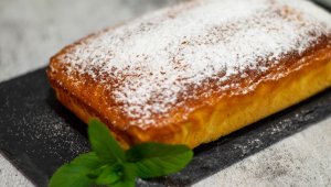 Невероятно нежный и очень вкусный кекс на сгущенке