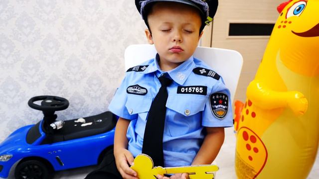 Полицейский и Никита и их История о том как ВАЖНО Мыть Руки смотреть онлайн
