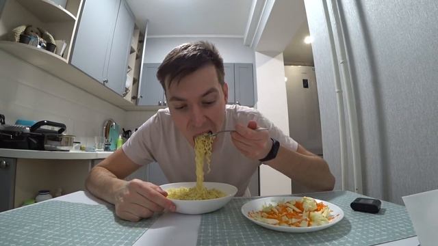 Выживаю 7 дней в Украине за 1 доллар! Трехразовое питание