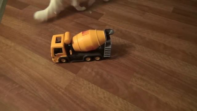 Бетономешалка с пультом смотреть онлайн