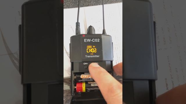 Обзор на радио систему с AliExpress: EYK EW-C02 UHF смотреть онлайн