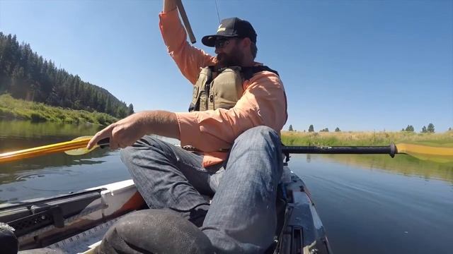 Kayak Fishing the Williamson River | Feelfree Lure 13.5 in Action | Redband Trout Galore смотреть онлайн