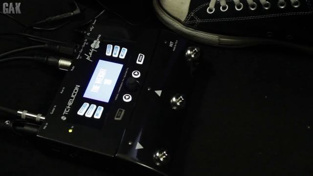 TC Helicon Play Acoustic Vocal and Electro-Acoustic Processor TC Helicon Demo Review смотреть онлайн