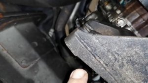 форд галакси 2008 года. снять генератор.