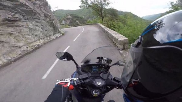 Essai SYM MAXSYM TL 500?