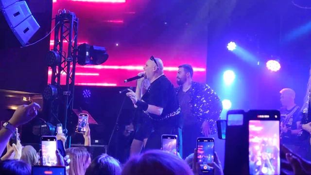 "Ты не верь слезам" Шура #шура #тыневерьслезам #хит #джаггер #питер смотреть онлайн