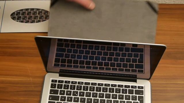 Аксессуары для MacBook Pro Retina 13" (Кейс и русская Клава) смотреть онлайн