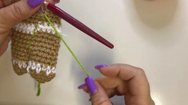 HOW TO CROCHET A GINGERBREAD MAN CHRISTMAS ORNAMENT FREE EASY CROCHET TUTORIAL смотреть онлайн