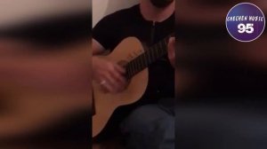 ЧЕЧЕНЕЦ НА ГИТАРЕ ВЕСЕННИЙ СНЕГОПАД 2022