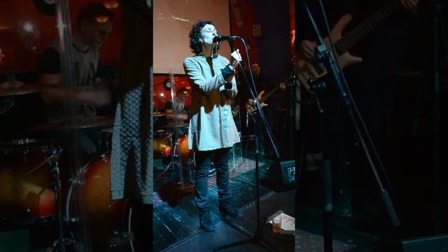 Чичерина Пожалуйста HARAT'S PUB Saratov 230416 смотреть онлайн