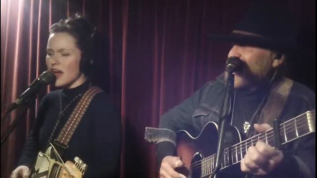 "I Just Wanna Dance With You!" GH Live! Covers George Strait #CountryMusic #Acoustic 3 Chords &Trut смотреть онлайн