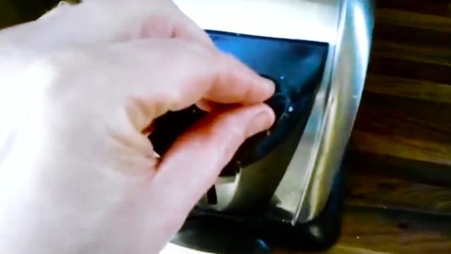 How to Make Perfect Toast in a Toaster || Hamilton Beach 2 Slice Extra Wide Slot Toaster Review—202 смотреть онлайн