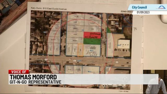 Council considers rezoning to allow northeast Des Moines Git N Go to expand parking lot смотреть онлайн