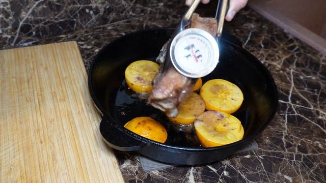 СТЕЙК С ХУРМОЙ! Простой и вкусный #рецепт смотреть онлайн
