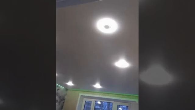 Акцент На Потолок смотреть онлайн