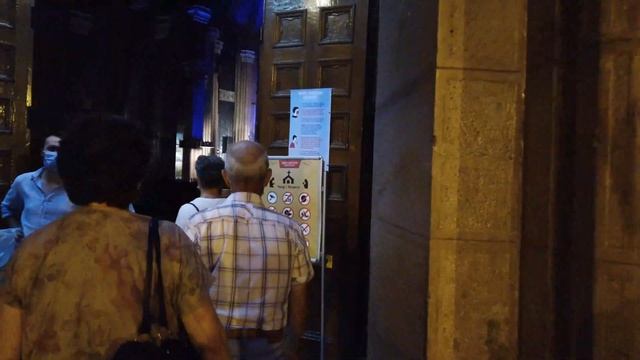 Walking Tour in Istiklal Caddesi Istanbul - Пешком по Стамбулу. ул. Истикляль смотреть онлайн