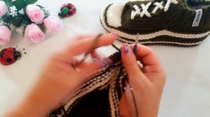 СТИЛЬНЫЕ БЕСШОВНЫЕ КЕДЫ СЫНУ на двух спицах / 41-42 р. Авторская работа .