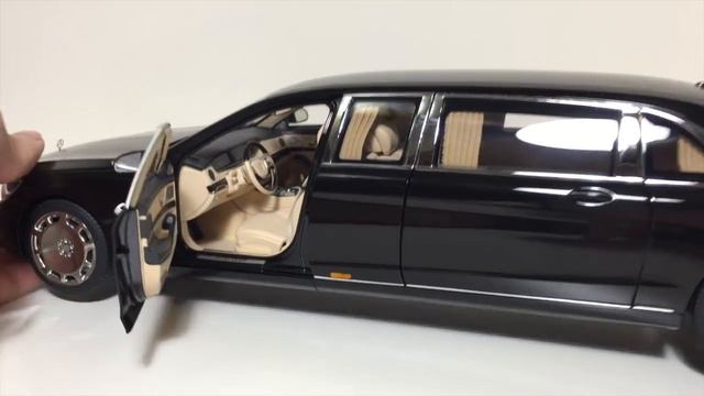 1/18 AUTOart Mercedes Maybach S600 Pullman Black