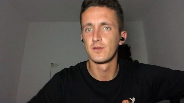 Анекдот.? Мавпа курит а тут пришёл бобер ) смотреть онлайн