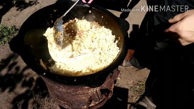 Макароны по флотски в казане смотреть онлайн