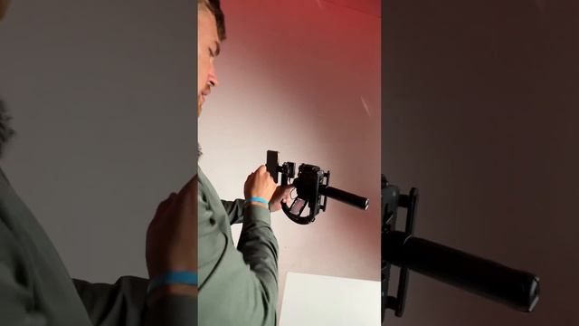 Устанавливаем фотоаппарат на ручной стадикам смотреть онлайн