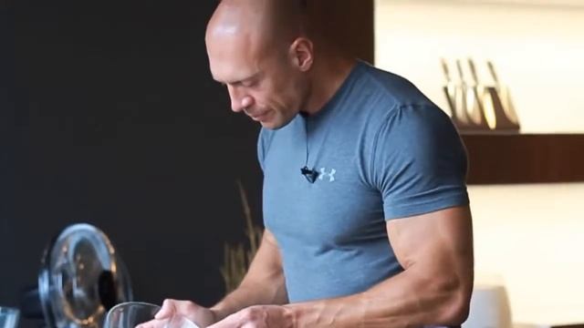 питание на массу. углеводы смотреть онлайн