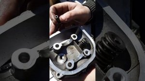 Головка обслуживание гнутый клапан притирка скутер 150 кубов ремонт