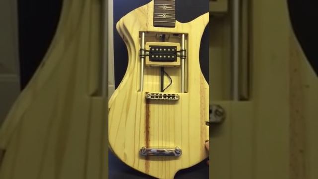 Custom guitar with arduino controlled pickup slider смотреть онлайн