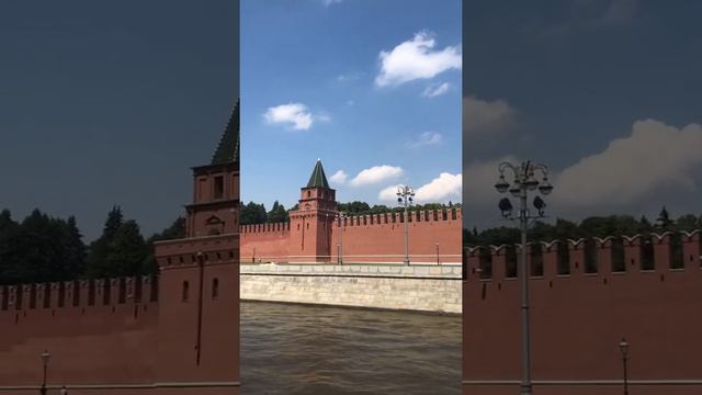 Прогулка по Москва-реке смотреть онлайн