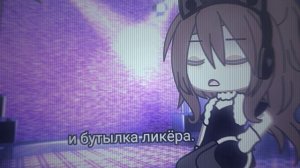 сигареты и бутылка ликёра...🥃[меме]