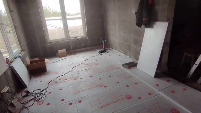 Строим дом. Часть 578. Нижний слой утепления