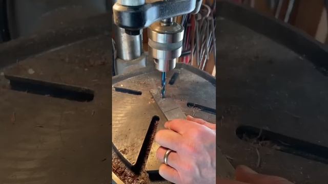 Forging a Roman Gladius Sword! #blacksmith #sword #shorts #italy смотреть онлайн