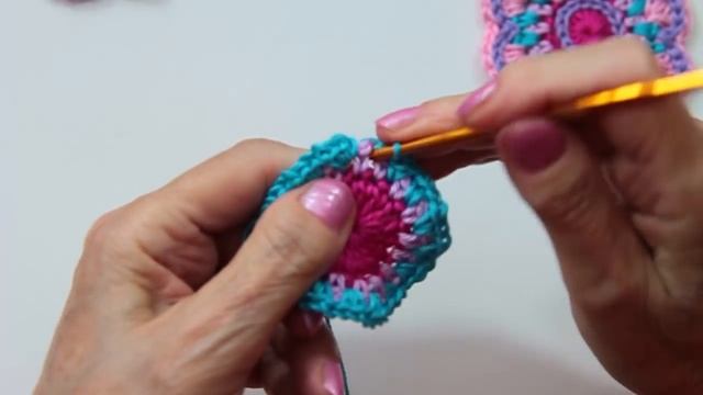 Волшебной красоты цветок - оберег, притягиватель денег в кошелёк. Crochet Mandala Tutorial. смотреть онлайн