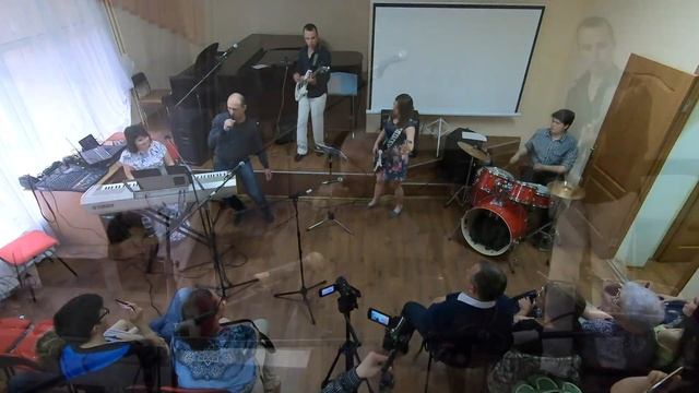 Танцы минус - Половинка (Cover by Sasha Danenkov) смотреть онлайн