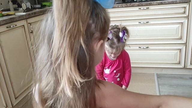 Это было ПЕРВЫЙ РАЗ) У меня не получается) К НАСТЕ в общагу. Так живут люди в 21 ➡ смотреть онлайн