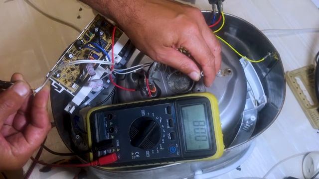 Мультиварка Philips. Ремонт. И устройство. смотреть онлайн