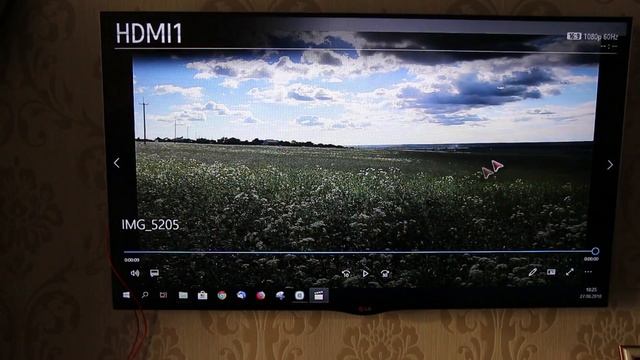 Смотрим видео и фото с iPhone на телевизоре с помощью адаптера. PHONE LINK смотреть онлайн