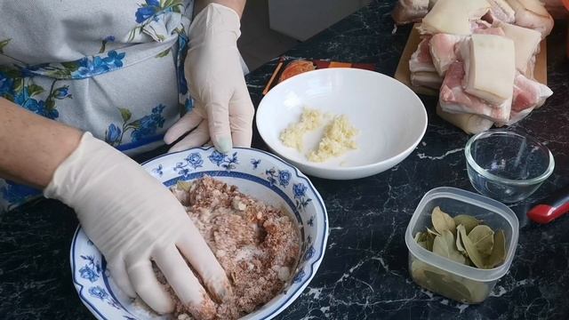 Влог:ищем шкаф/томатный суп/засолка и дегустации сала? смотреть онлайн