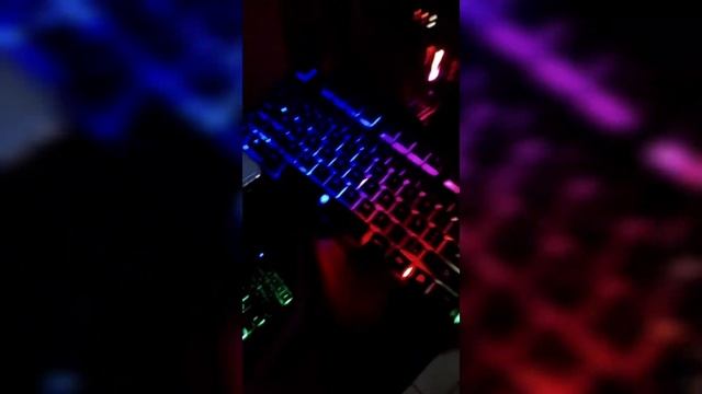 Unboxing Monitor Philips 23.8 PL 242V + teclado Gamer Evolut Hawke RGB смотреть онлайн