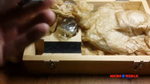 Фазовый контраст КФ-4. Распаковка - MICRO WORLD #8 смотреть онлайн