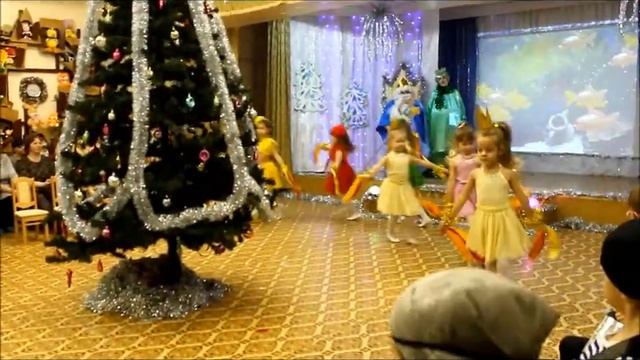 "Танец золотых рыбок" музыкальный руководитель Смирнова Е.Ю. смотреть онлайн