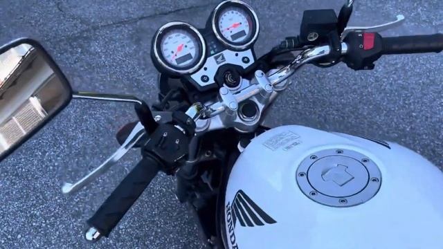 Dual silinder V-Twin 250cc Honda !! Suaranya merdu !! Honda VTR250 смотреть онлайн