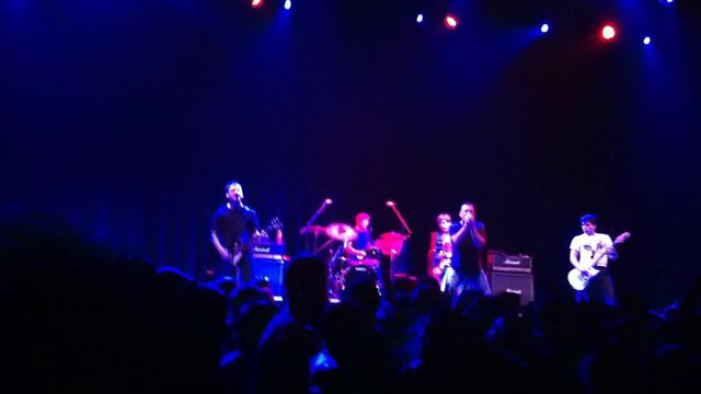 A NEW SONG & "Peter Brady" by Screeching Weasel feat. Fat Mike from NOFX смотреть онлайн